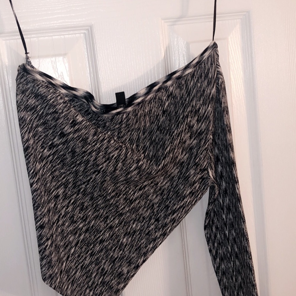 Guess Crop Top Brand New XS One Shoulder